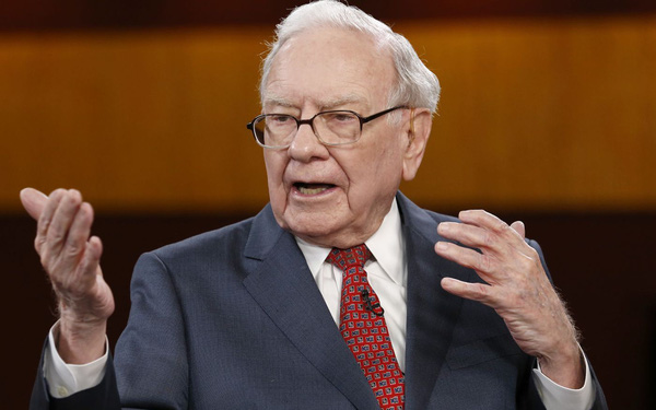 Vụ đầu tư quan trọng nhất của Warren Buffett: Đàn ông tìm đúng người phụ nữ, có thể bớt được 20 năm phấn đấu