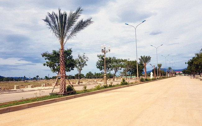 Cơn sốt ‘điêu tàn’ Đà Nẵng, tiền tỷ chôn cứng, đại gia tháo chạy