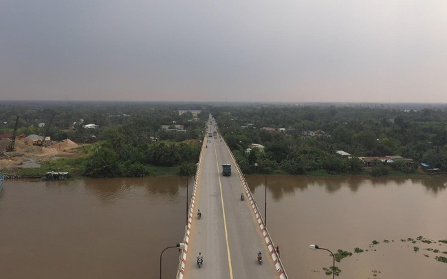 Loạt nhà đầu tư đổ bộ, bất động sản Long An trở nên sôi động