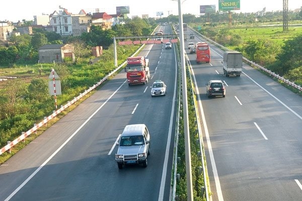 13 tỉnh gấp rút chuẩn bị vật liệu cho cao tốc Bắc – Nam phía Đông